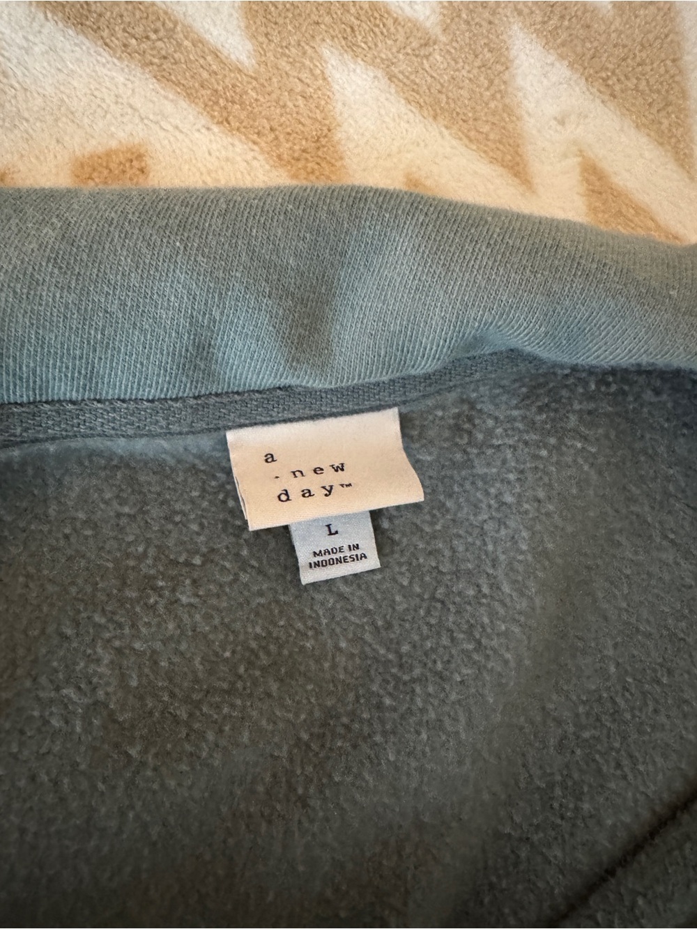 a new day Sage Green Cropped Fleece-Lined Pullover Size L - Picture 2 of 2